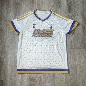 JoJo's Soccer Jersey Bizarre Adventure Star Platinum mens medium Boxlunch Jotaro